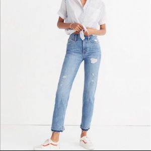 NEW Madewell Classic Straight Jeans: Destructed